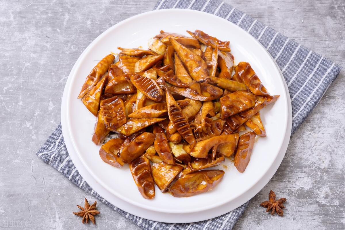 大嫂吃了油焖笋，安心离去了，婆婆偏心造成妯娌恩怨也烟消云散了