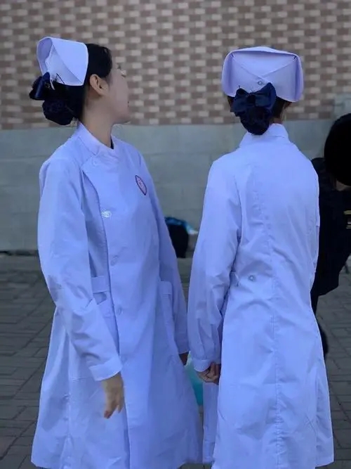 女护士遭医生强奸,联合男友将其当街砍死,死到临头为何高兴落泪