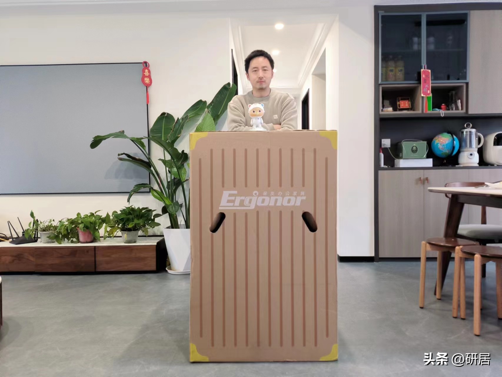 保友优人体工程学椅,保友优旗舰2代适合大体重吗