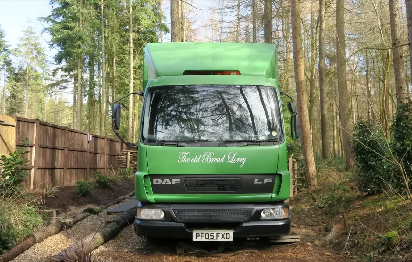 香港夫妇移居英国现在怎么样了,移居英国的香港两口子现在如何了