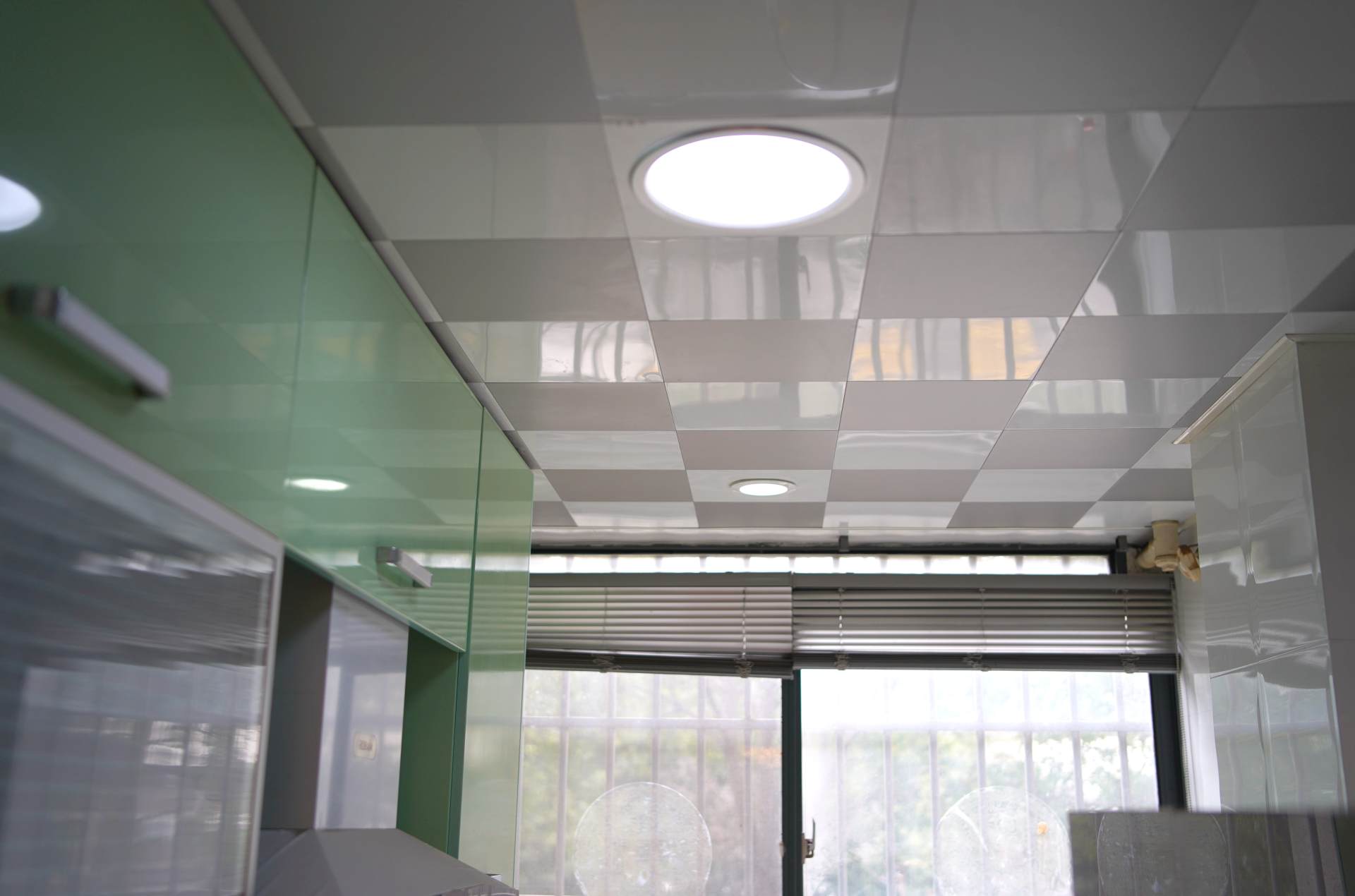 小户型也没有必要做全屋智能灯光,二手房客厅灯光改造