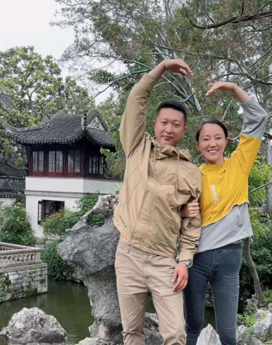 80后山东夫妻放弃5万月薪,95后小伙放弃30万年薪种菜