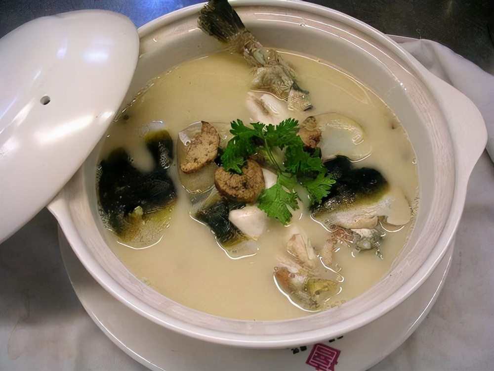 买到假茅台赔了30万,拼夕夕买到名酒假货十倍赔偿