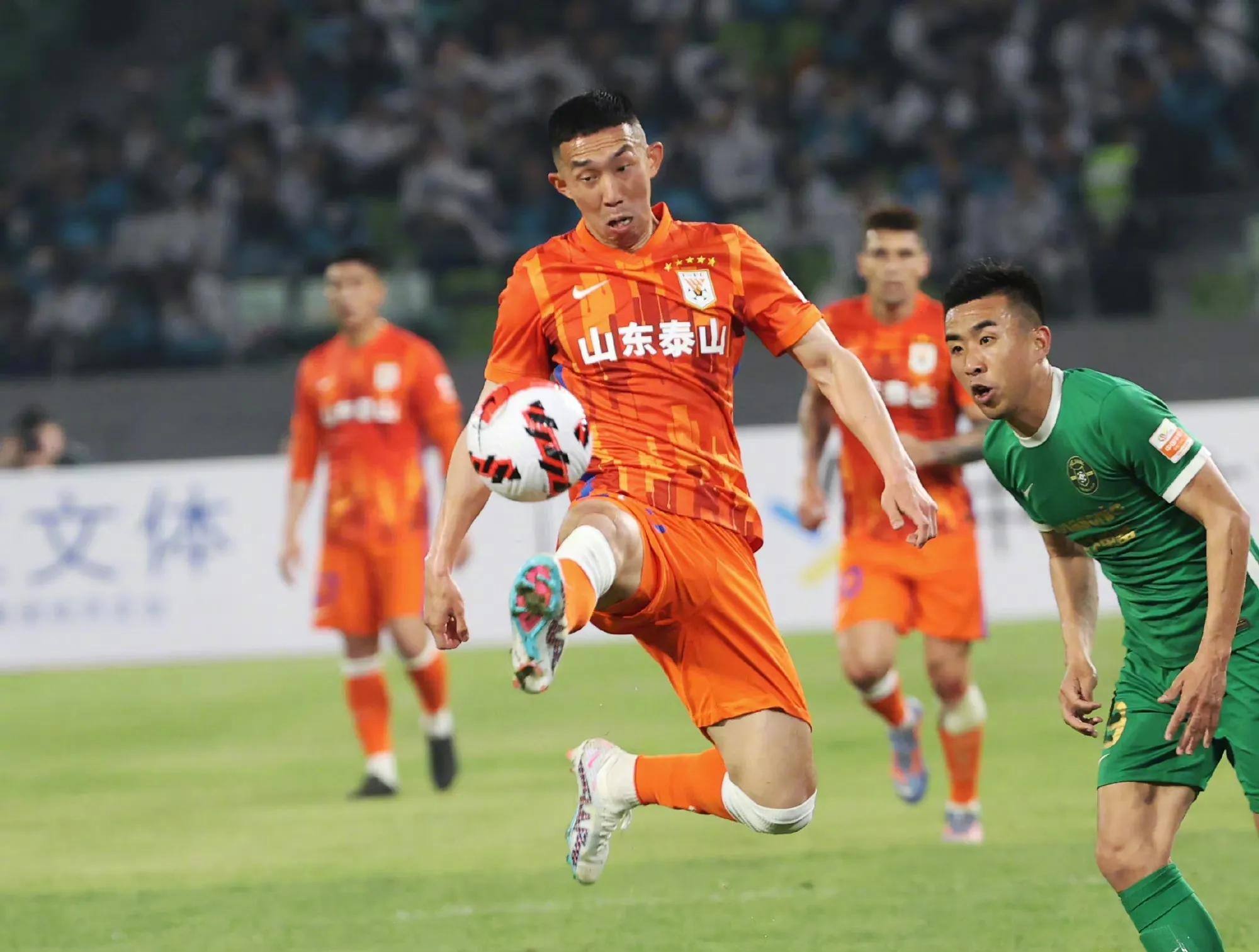 泰山队低迷期,泰山队这赛季为什么这么强