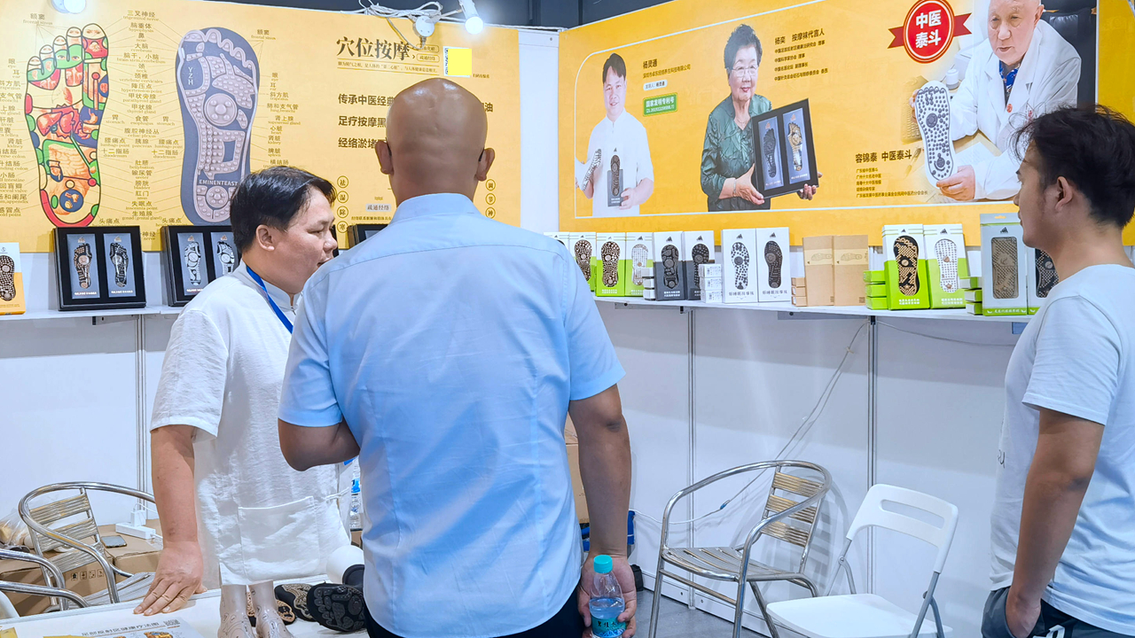 足疗穴位袜测评,足底按摩袜如何按摩