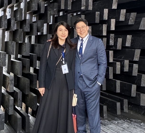 霍启刚晒郭晶晶照,霍启刚郭晶晶甜蜜合照