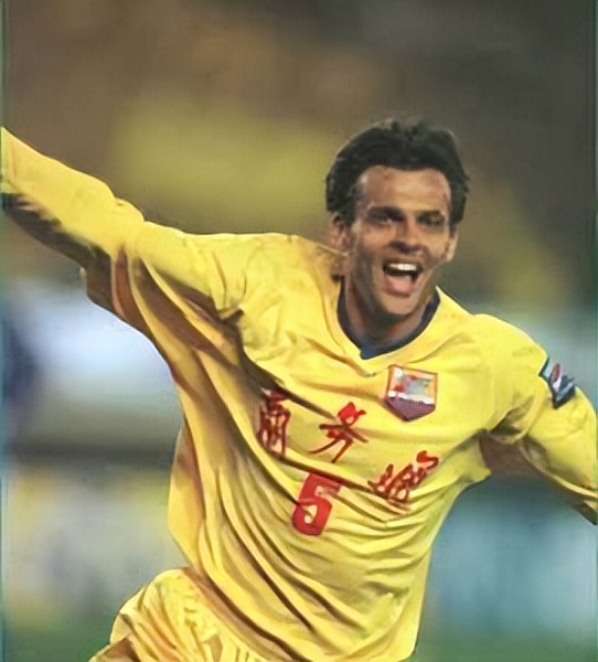 魏群以前全兴队几号,全兴队历届排名