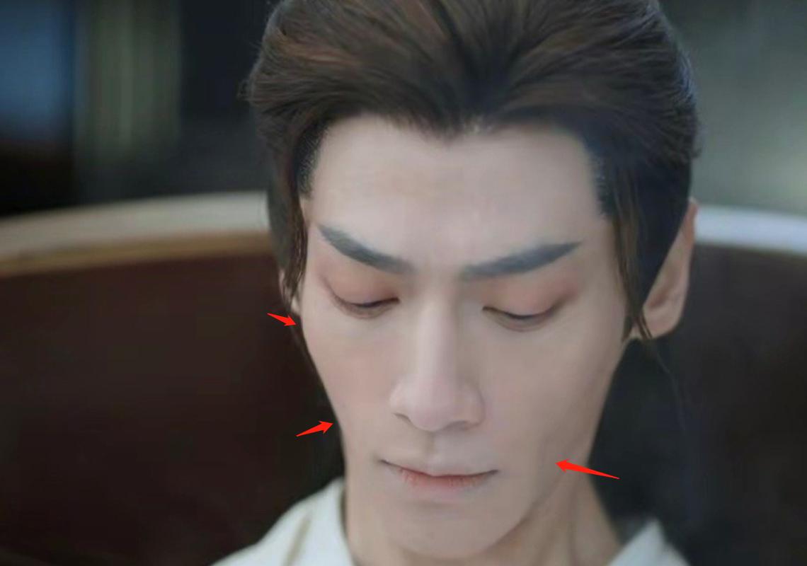 完美女神根本不存在！死皮、黑头、痘痘、毛孔…怼脸暴露真实颜值