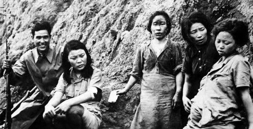 她们被沦为*奴性**，至今还在等着一个道歉