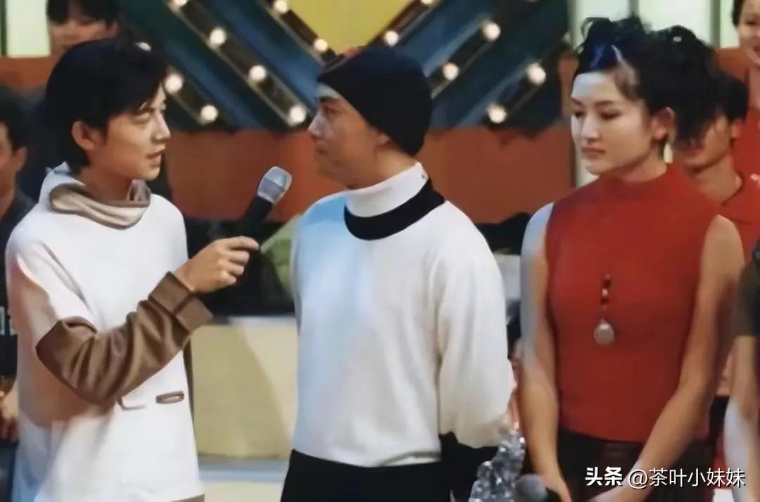 谢娜谁红谁跟谁玩,谢娜谁红跟谁玩素颜落泪惹人心疼