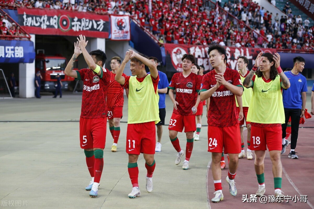 中超河南建业队经典反击,中超首阶段收官联赛格局未变