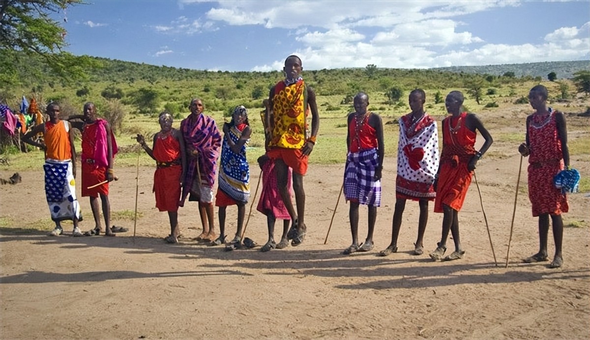 中国援助纳米比亚4000吨大米,中国援助450吨粮食