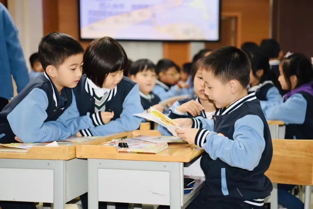 “校长访学团”为何被深深吸引？南京市南昌路小学跨学科课程太惊艳