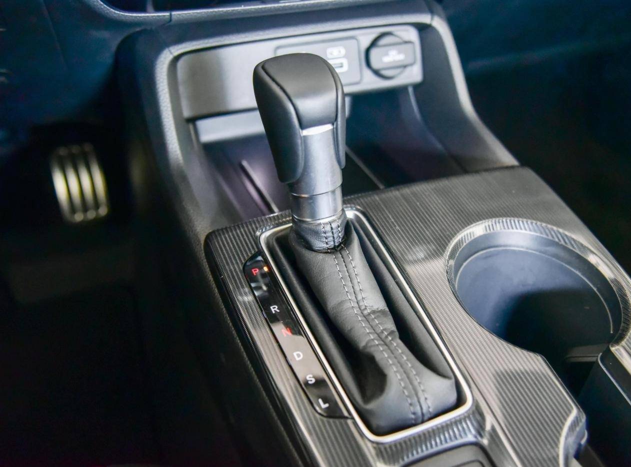 1.5t本田思域最高配,本田思域有1.5t的吗