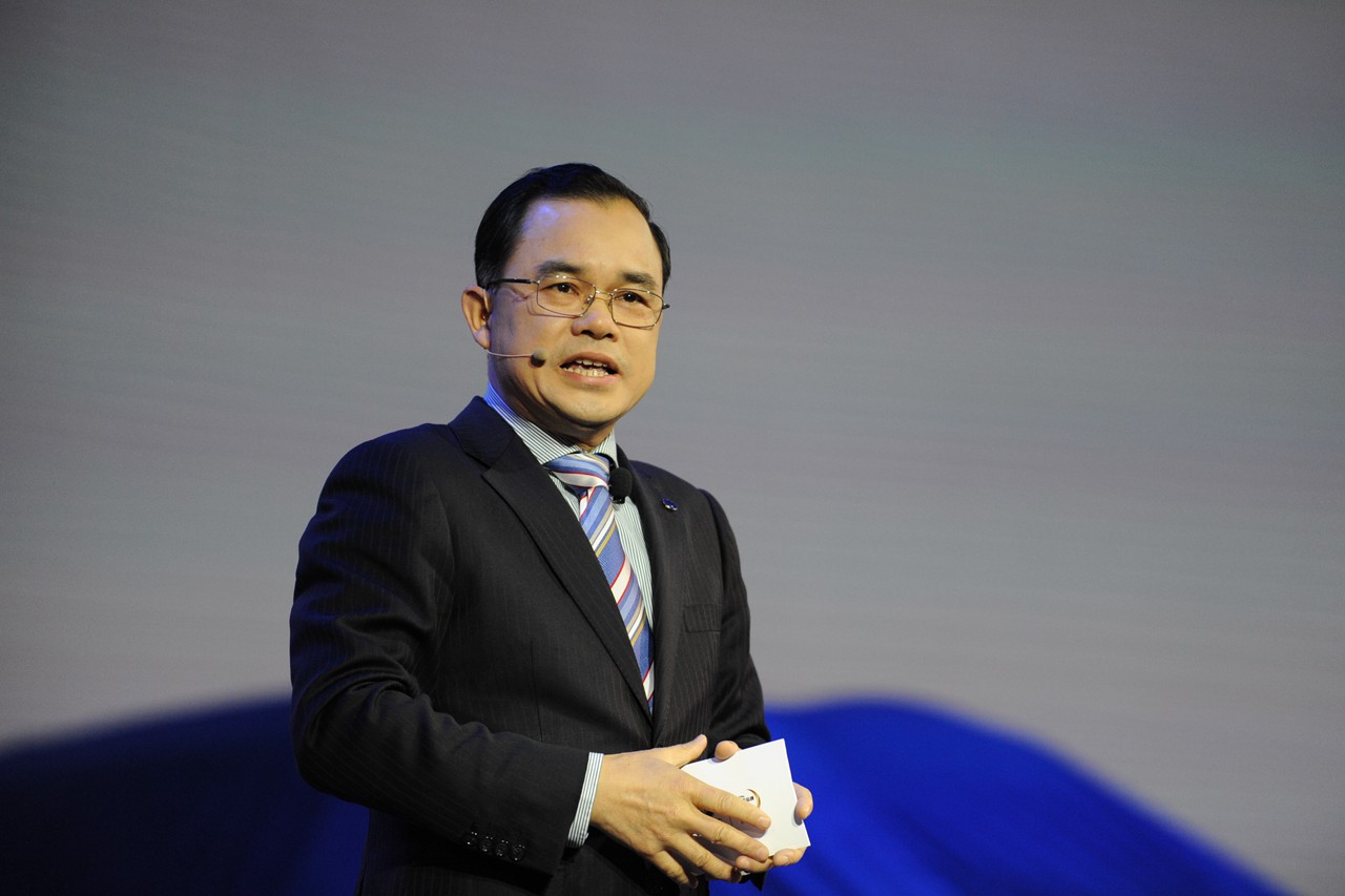 我国14亿人口，为啥汽车突然卖不动了？老百姓和专家同时说出实情