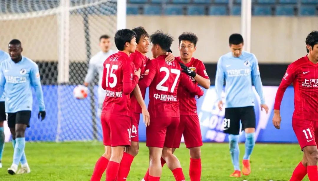 中超25轮最新战报泰山,现场直播中超第十一轮三镇vs泰山
