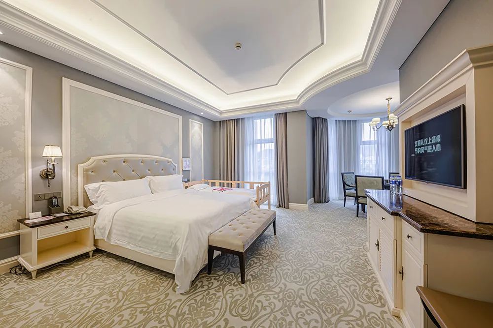 蹇呮墦鍗＄殑绁炰粰閰掑簵,瓒呮帹鑽愮殑绁炰粰閰掑簵