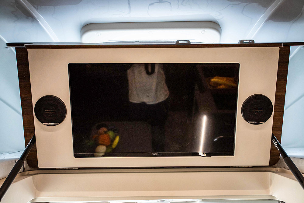 水电量大的房车20万左右,水电充足的二人房车