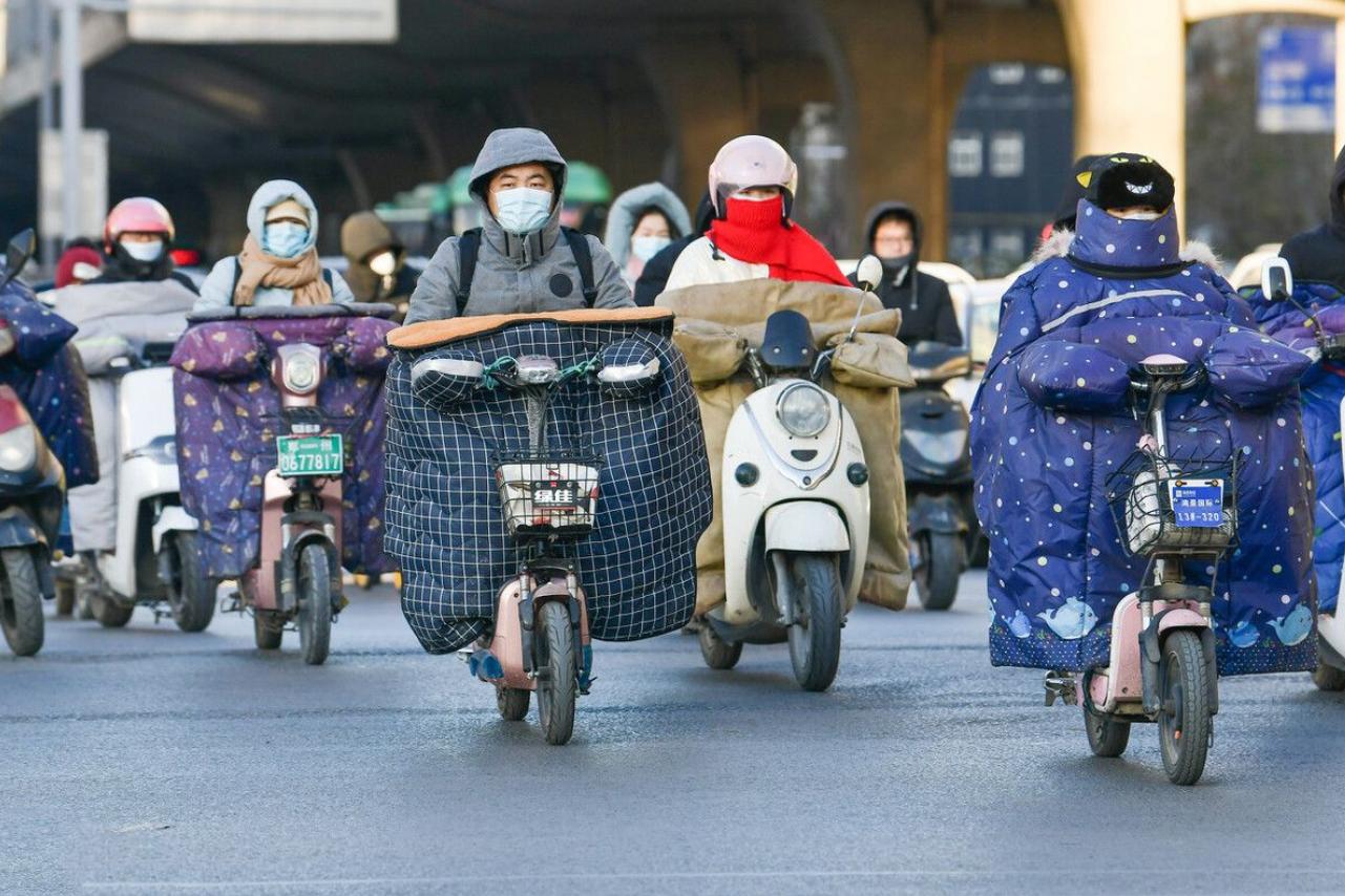 为什么电动车速度会变慢,为什么电动车加速会掉电