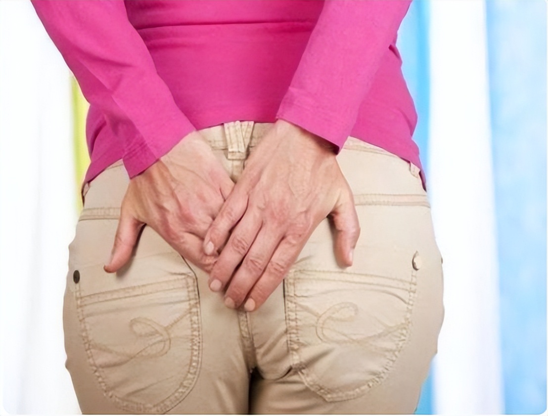 为啥很多人会长“肛毛”？可以直接用手拔掉吗？看完涨知识了