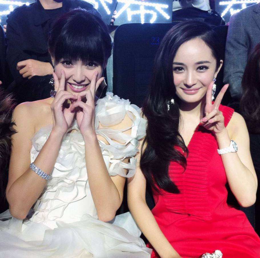 娱乐圈的真实姐妹情你get到了吗,娱乐圈最感人的姐妹情