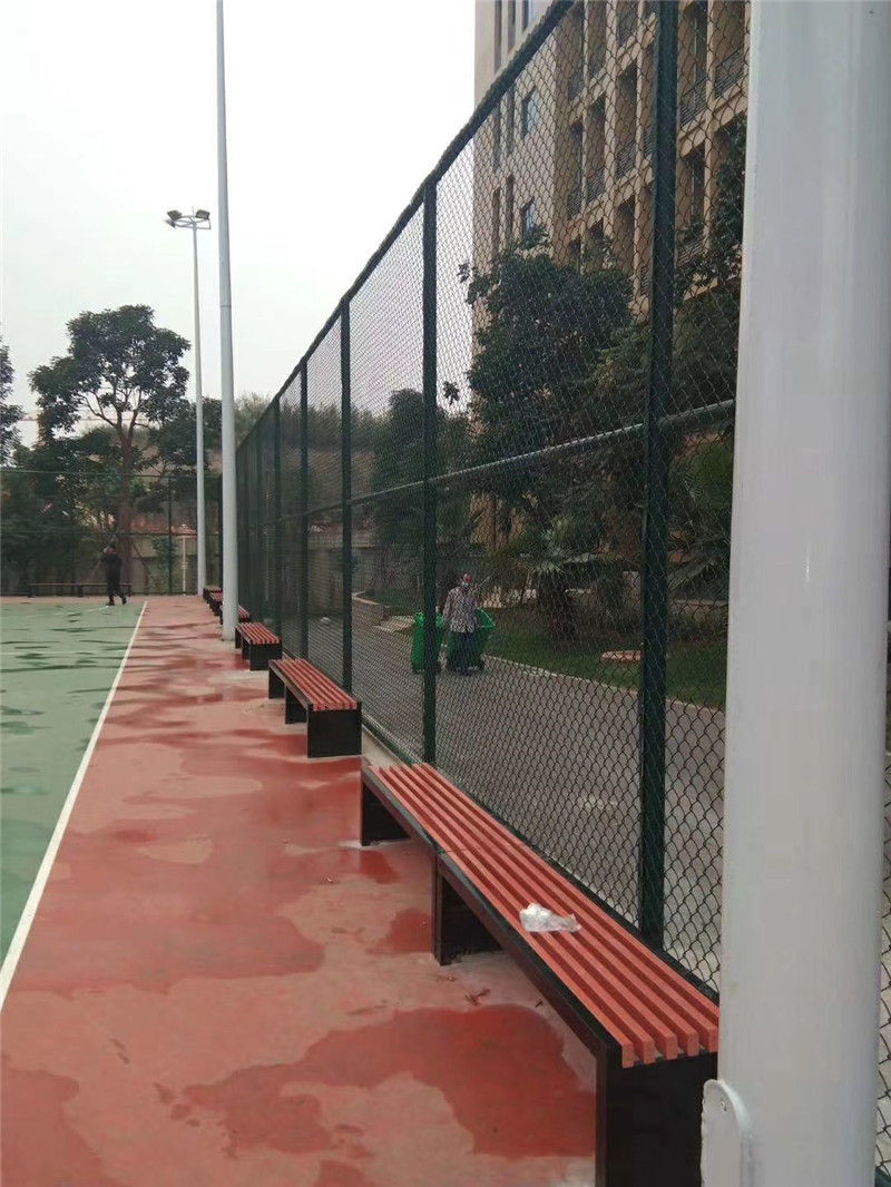 球场围栏都有哪些材质,正规美观的球场围栏