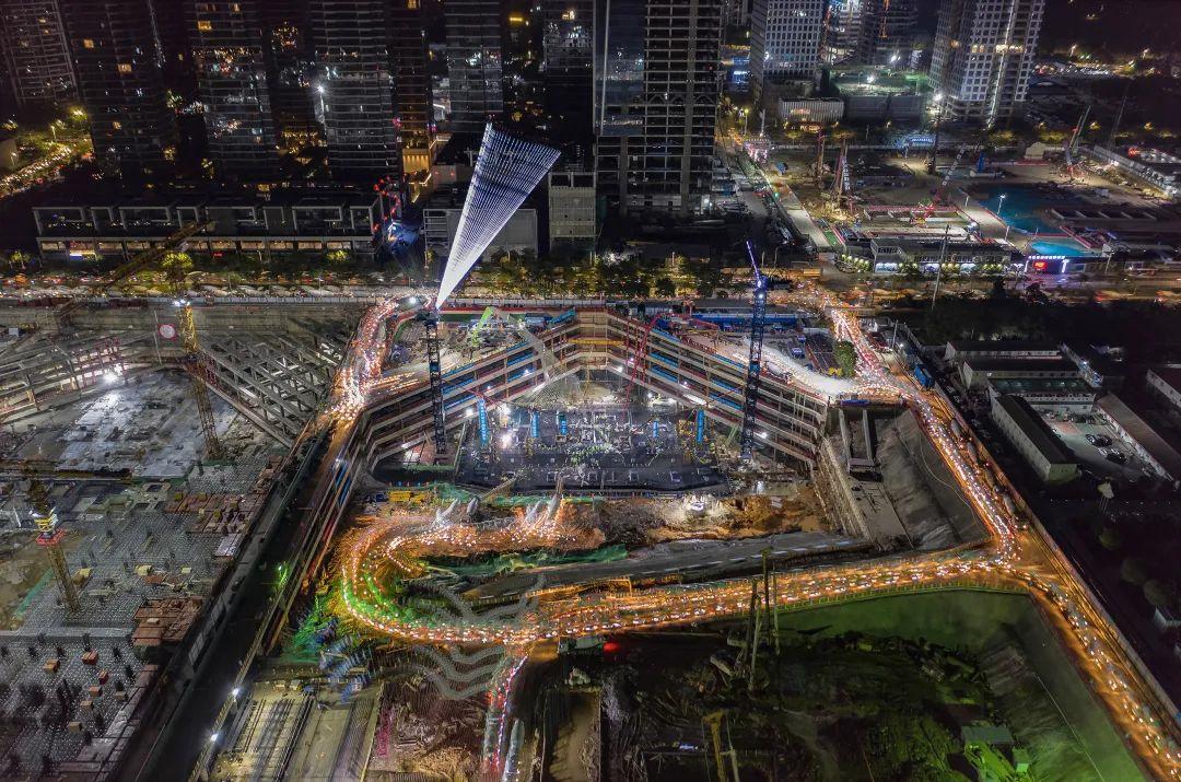 深圳招商银行全球总部幕墙,深圳招商银行大厦封顶