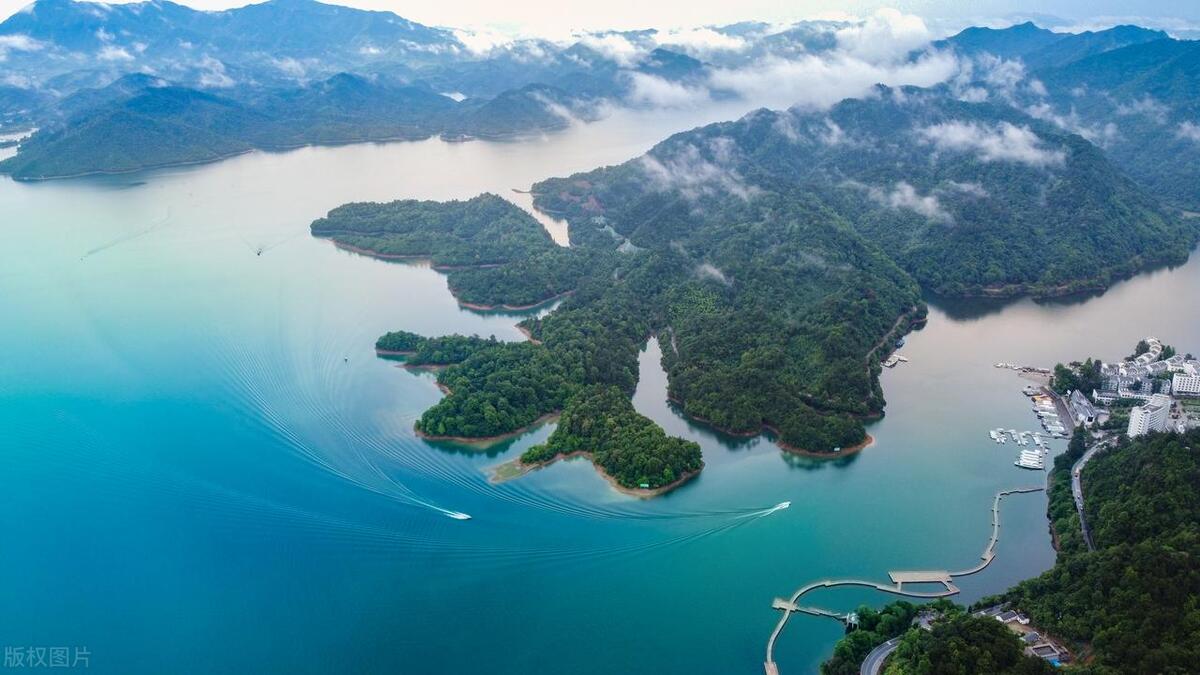 黄山本地人游黄山景区免费吗,安徽人游黄山免门票政策是什么