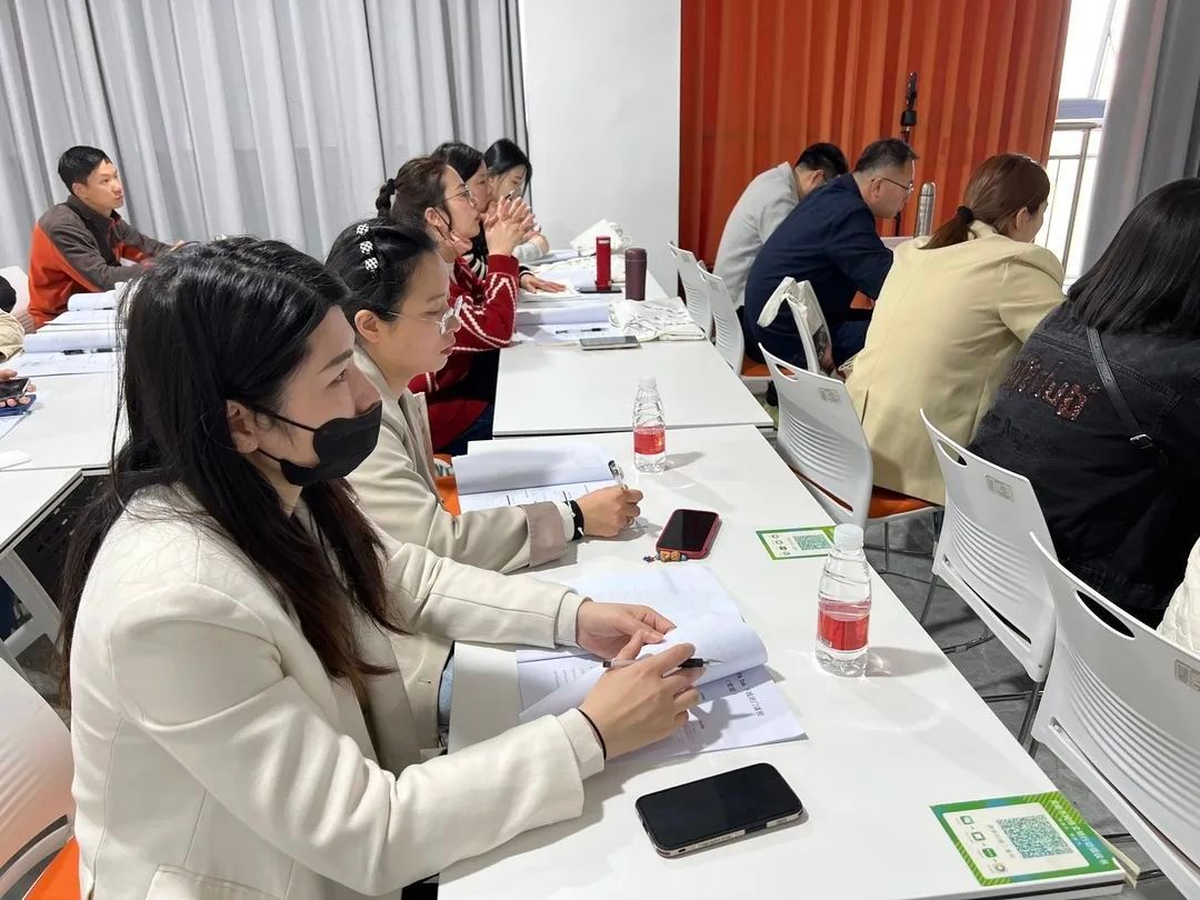 学习跨境电商培训计划,国家免费跨境电商培训班2024