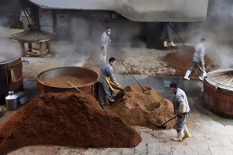 白酒散称,都是浓香型白酒为什么口感不一样