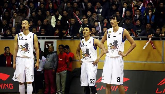 胡雪峰亚洲杯失误,江苏主教练胡雪峰去哪里了