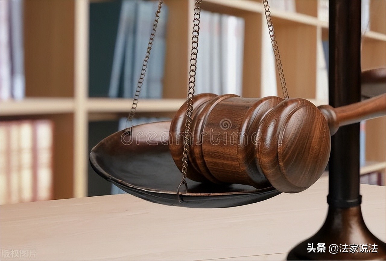 案例：男方生前未经女方同意将70多万赠与自己兄弟，无效！