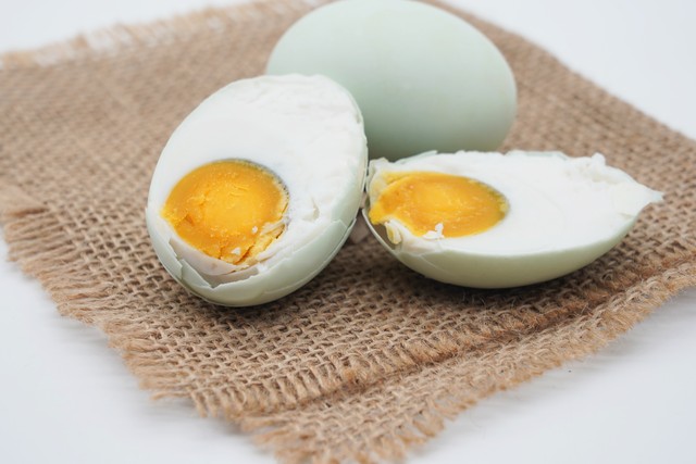 咸鸭太咸该怎么去除咸味,咸鸭要怎么处理才不咸