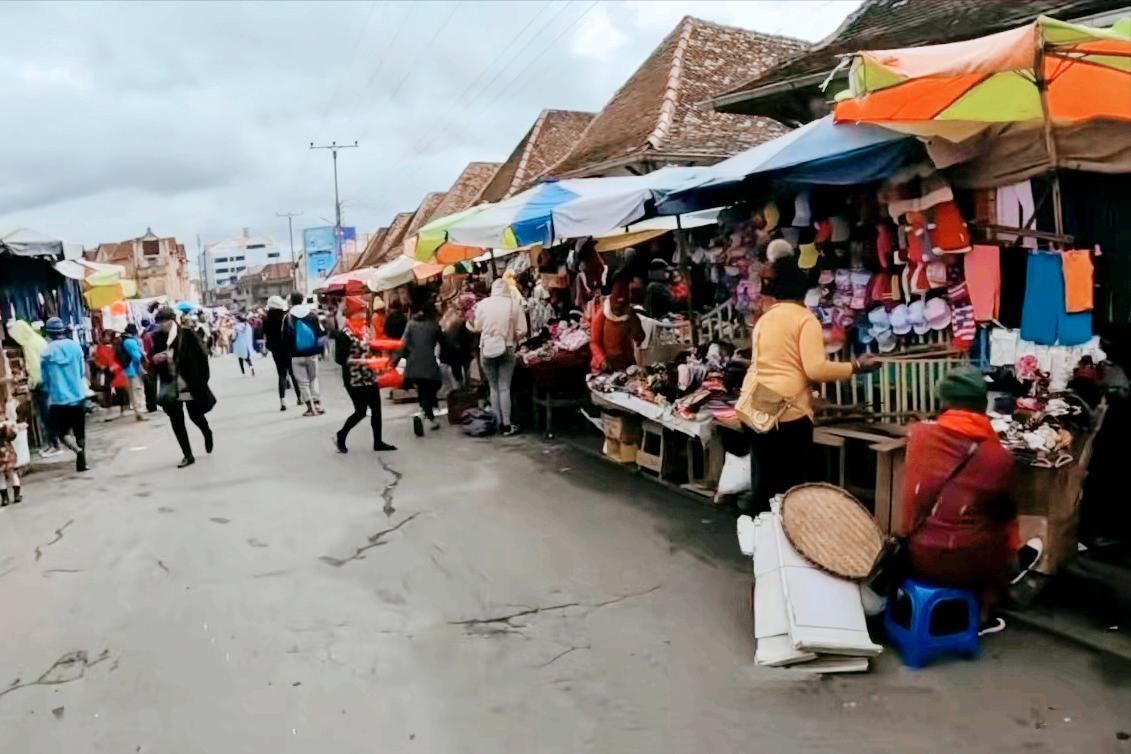 华人在马达加斯加的真实生活,马达加斯加工资每月多少钱