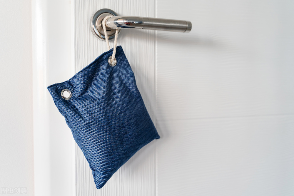 怎么去除真皮床的味道,芝华仕真皮床味道刺鼻