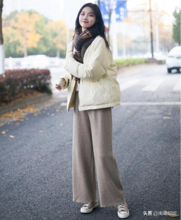 今年流行的毛裤,冬季什么裤又好看又保暖