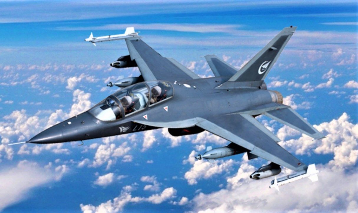 枭龙战斗机马来西亚,枭龙战机和印度光辉战机数据对比