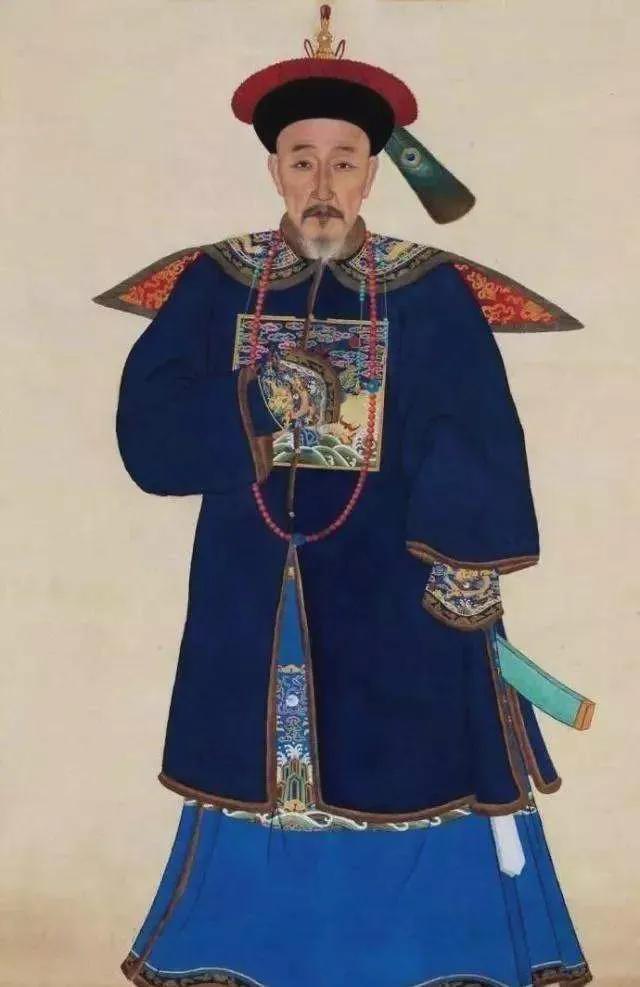 在清朝哪些官员属于正一品,清朝几品官才算大官