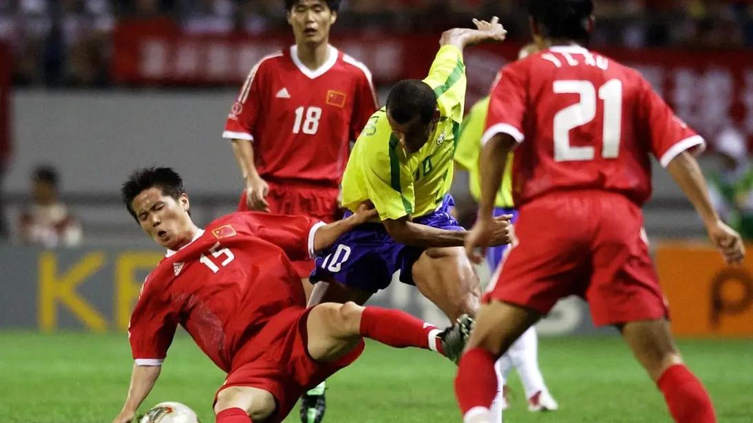 中国足球足球记忆,02年世界杯中国队是怎么进入的