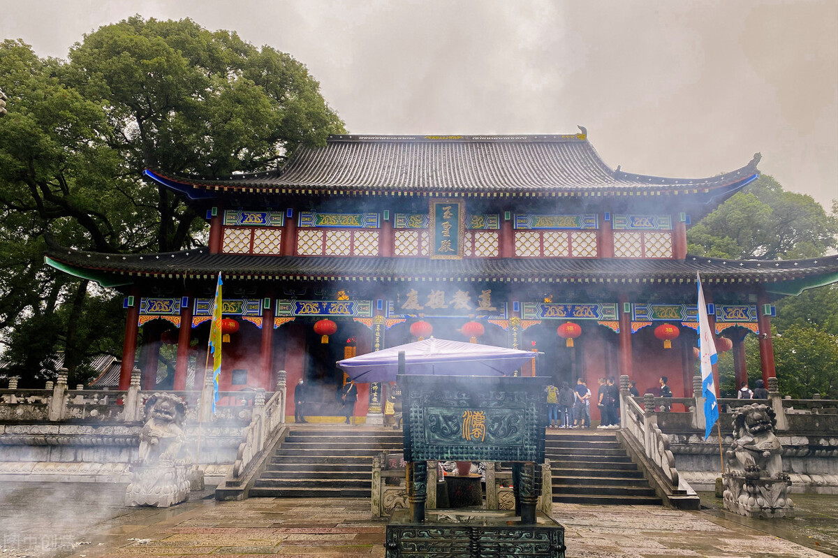 中国十大佛教名山排名图片,四大佛教名山哪个人气最大