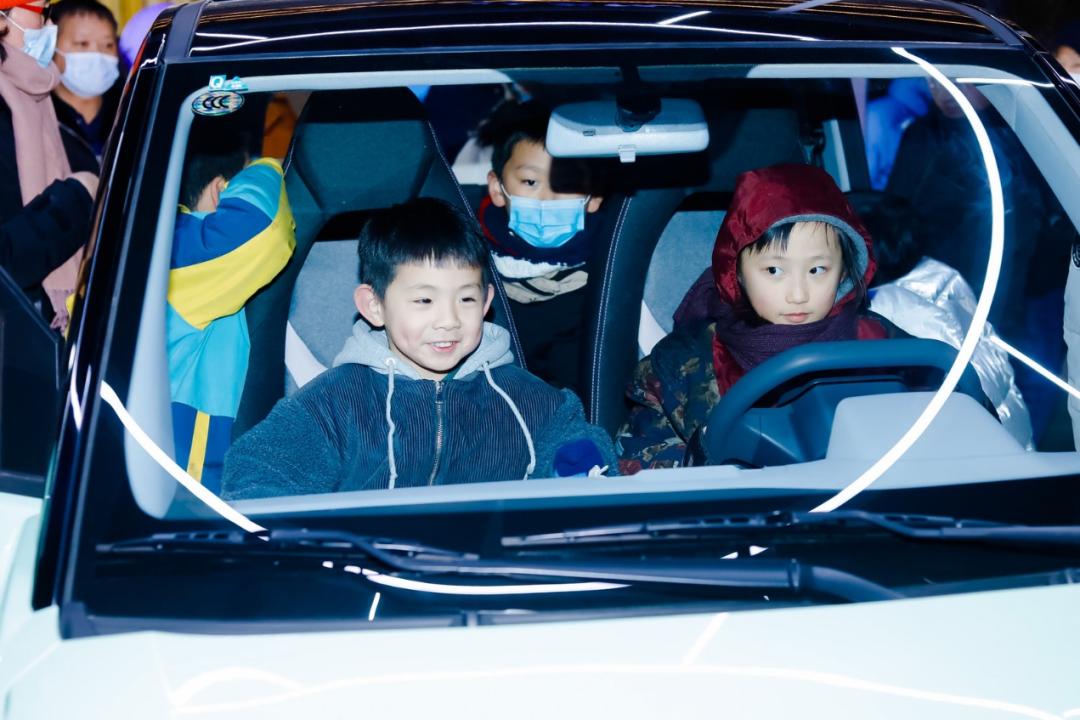 奇瑞qq冰淇淋账号,奇瑞qq冰淇淋有定位吗