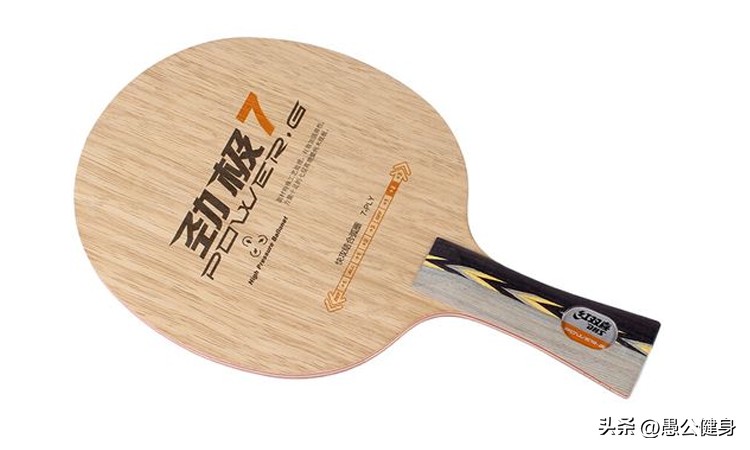 乒乓球爱好者如何选择合适的拍子,乒乓球运动员是怎么选球拍的