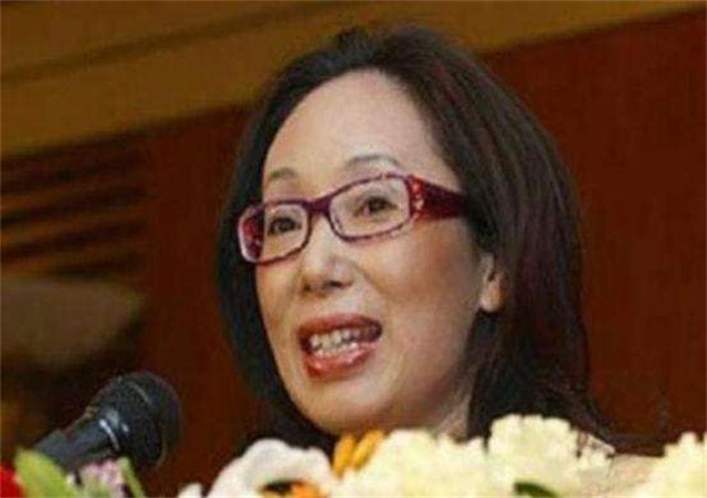 东北女富豪戴秀丽现状,黑龙江首富戴秀丽和她的丈夫