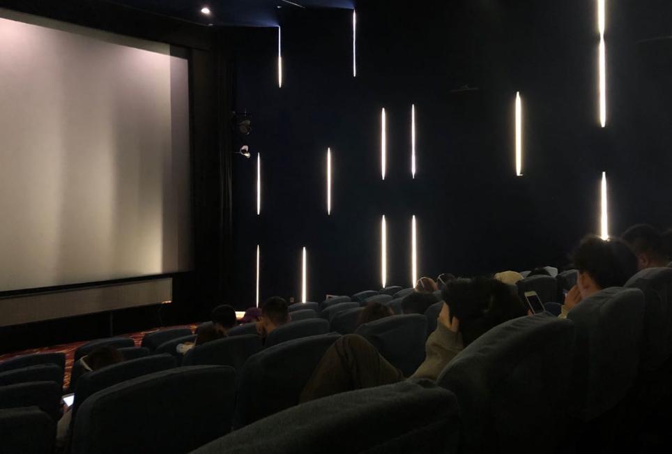 鐢靛奖闄㈢唺瀛╁瓙浜嬩欢瀹屾暣瑙嗛,鐢靛奖闄㈢唺瀛╁瓙浜嬩欢瑙嗛