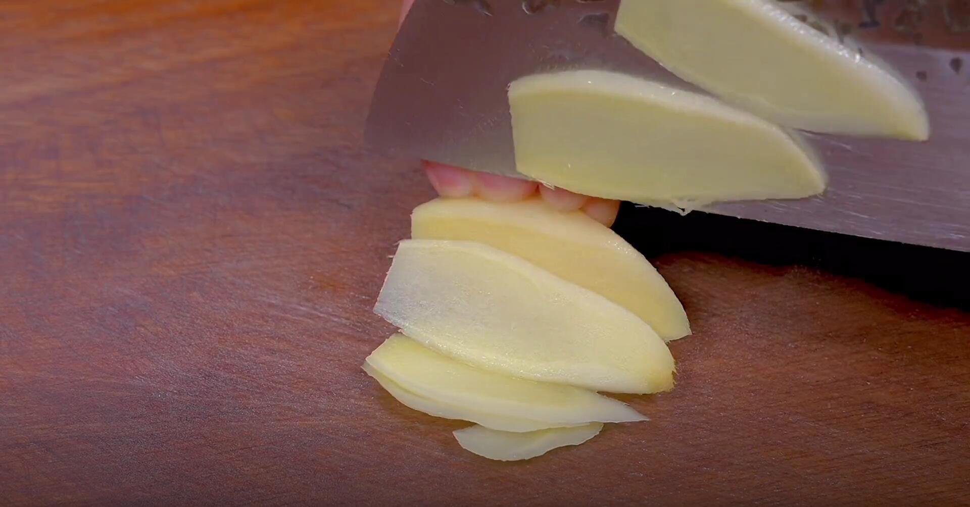 40岁女人怎么美容养颜抗衰老,40岁女士美容养颜喝什么好