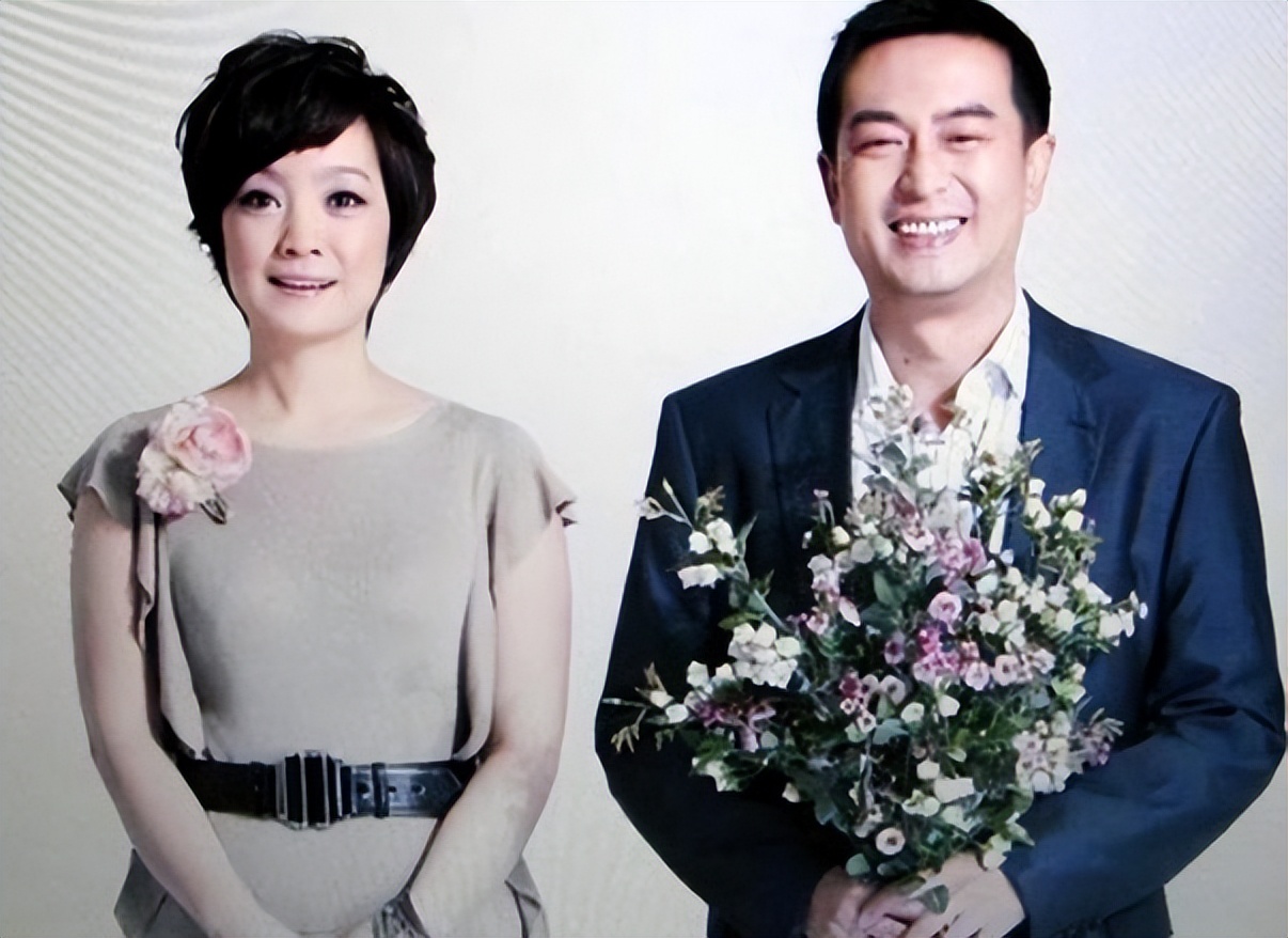 低调恩爱的明星夫妻,10对恩爱的明星夫妻视频