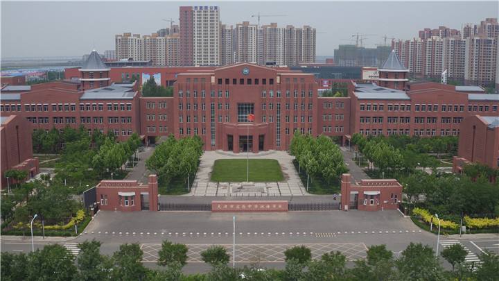 天津女首富白手起家,天津有名的女企业家