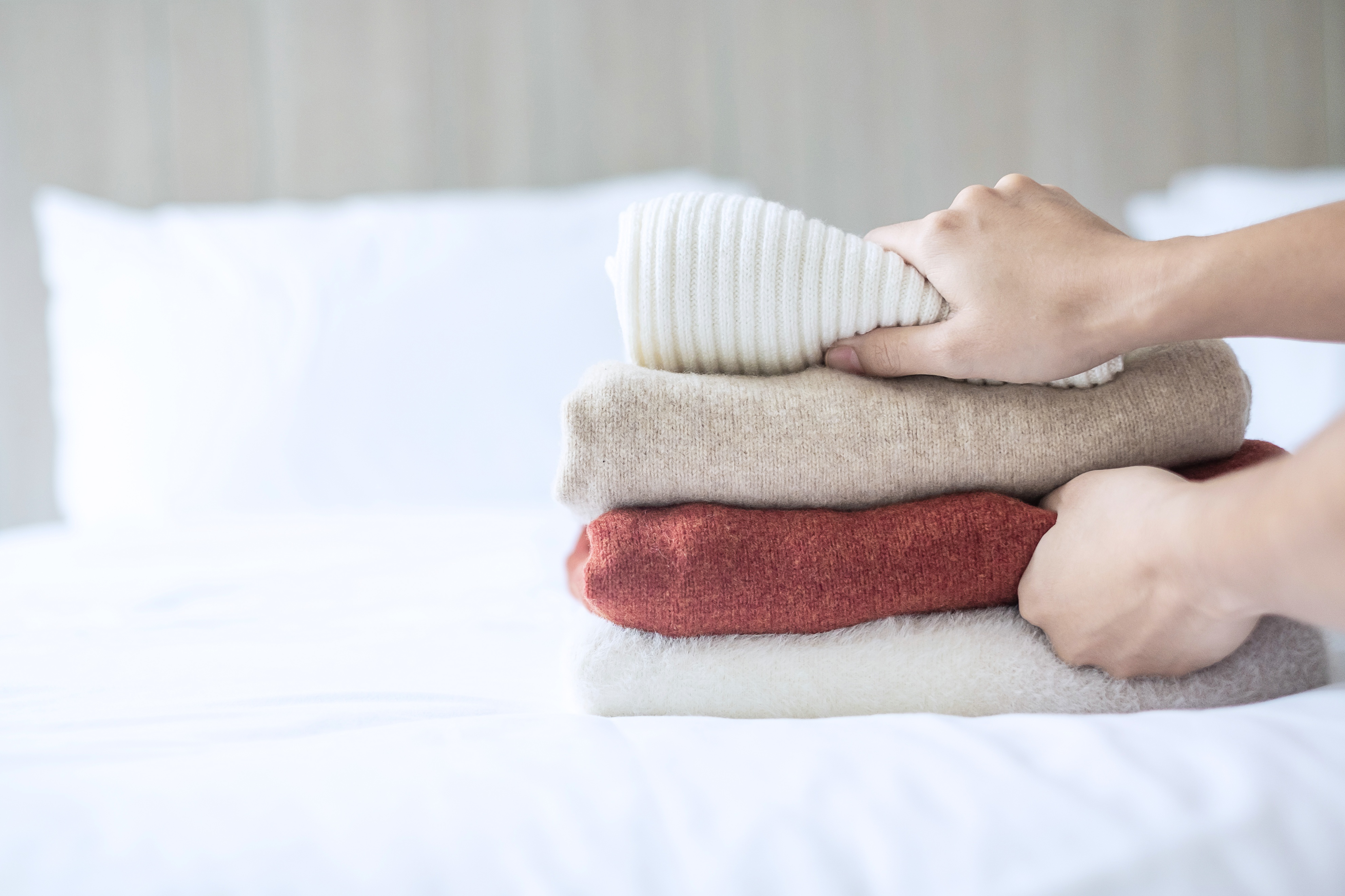 羊毛羊绒的清洗方法,羊毛织物洗缩水怎么还原