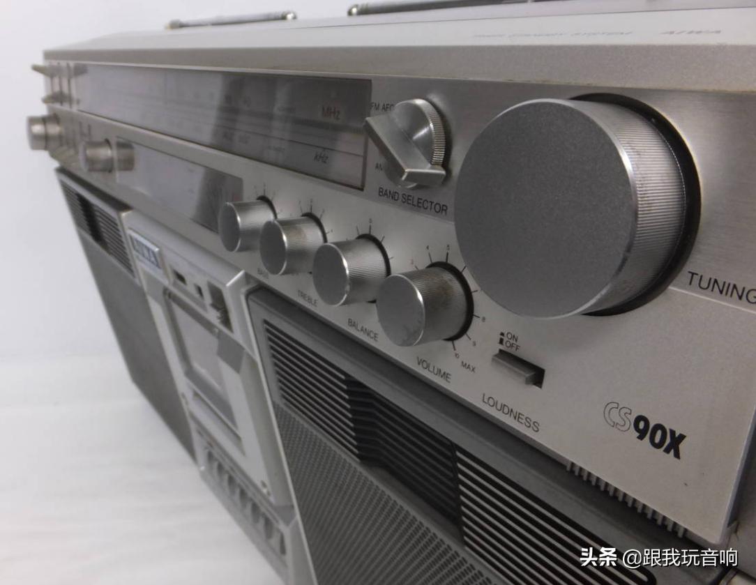 爱华AIWACS-90X经典双UV表单卡收录机