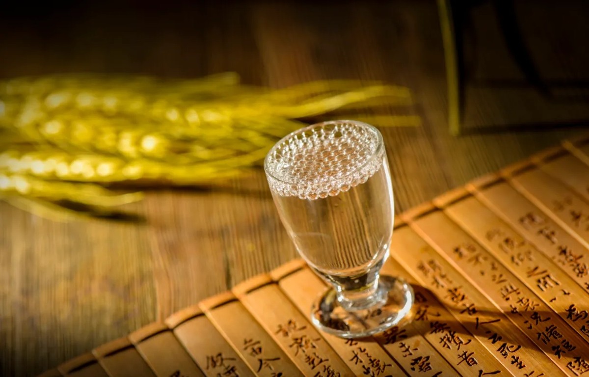 英国游客组团来到中国游玩,英国游客来到中国的表现